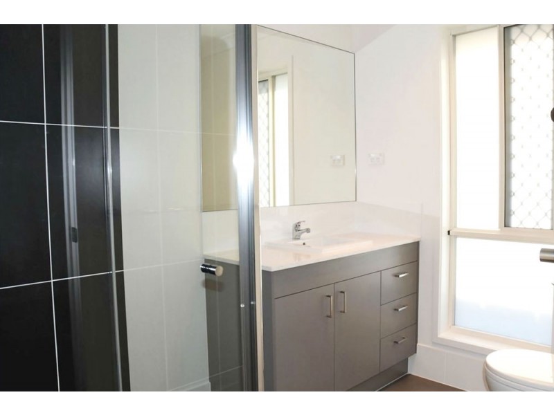 20 Opossum Circuit, Springfield Lakes QLD 4300