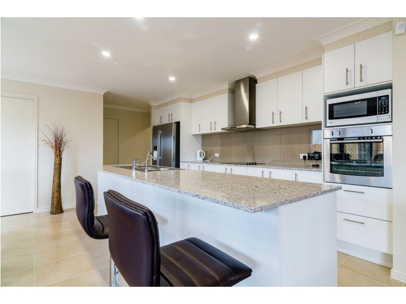 23 Brooking Rise, Ripley QLD 4306