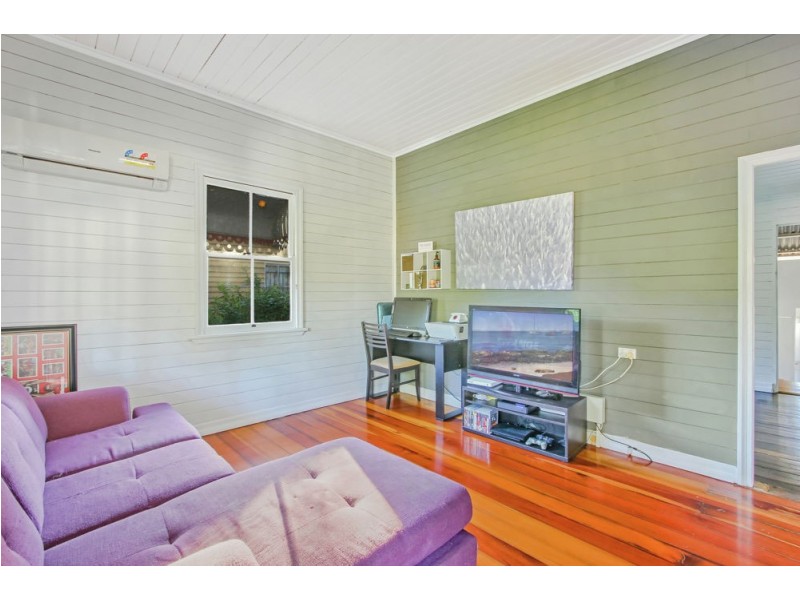 22 Salisbury Road, Ipswich QLD 4305