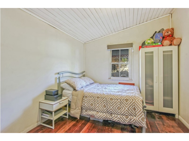 22 Salisbury Road, Ipswich QLD 4305