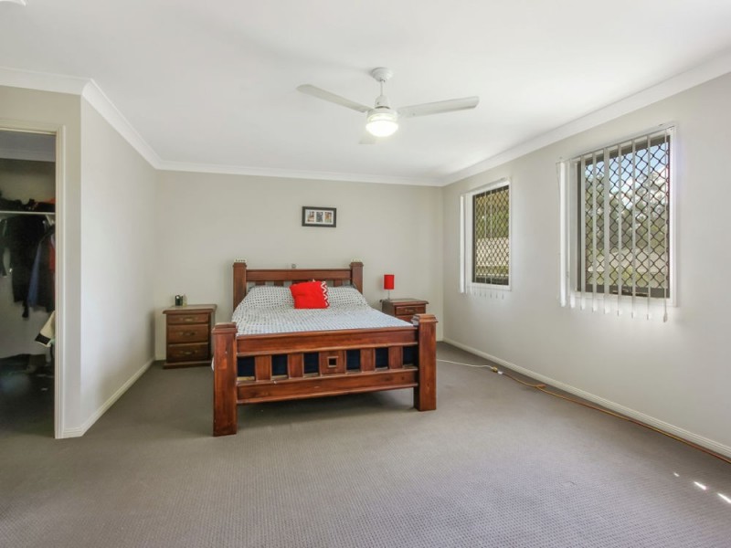 6 Heuer Close, Goodna QLD 4300