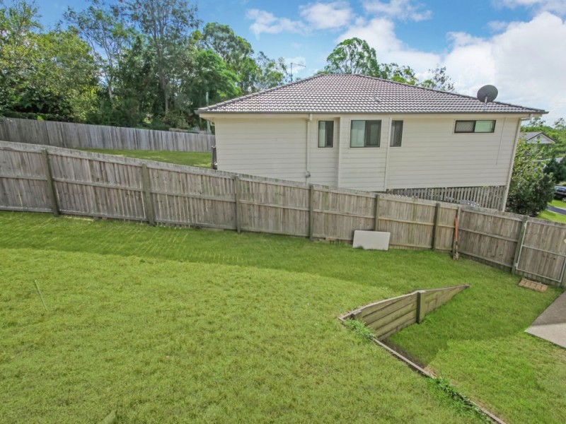 6 Heuer Close, Goodna QLD 4300