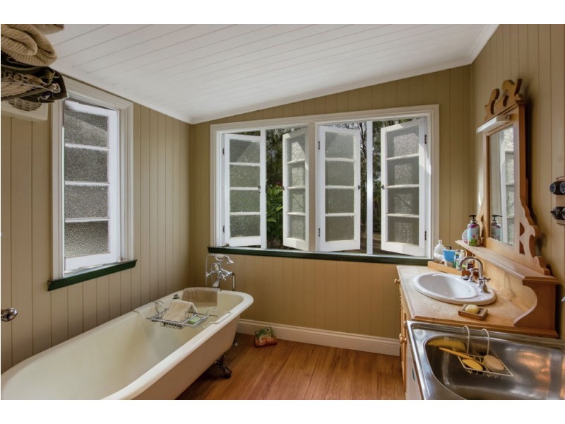 3 Laurette Drive, Glenore Grove QLD 4342