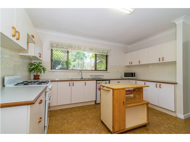 18 Surrey Road, Bellbird Park QLD 4300