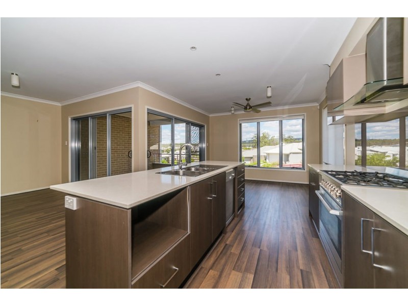 27 Oreilly Crescent, Springfield Lakes QLD 4300