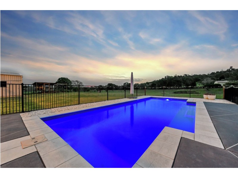 10 Kerkow Court, Minden QLD 4311