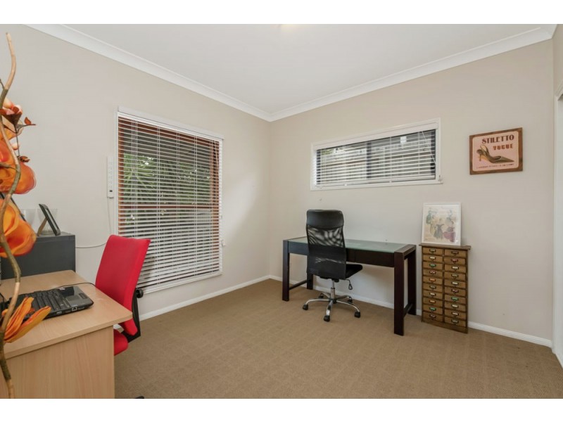 14 Waratah Crescent, Springfield Lakes QLD 4300