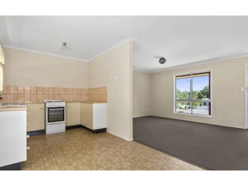 16 Harnell Court, Goodna QLD 4300