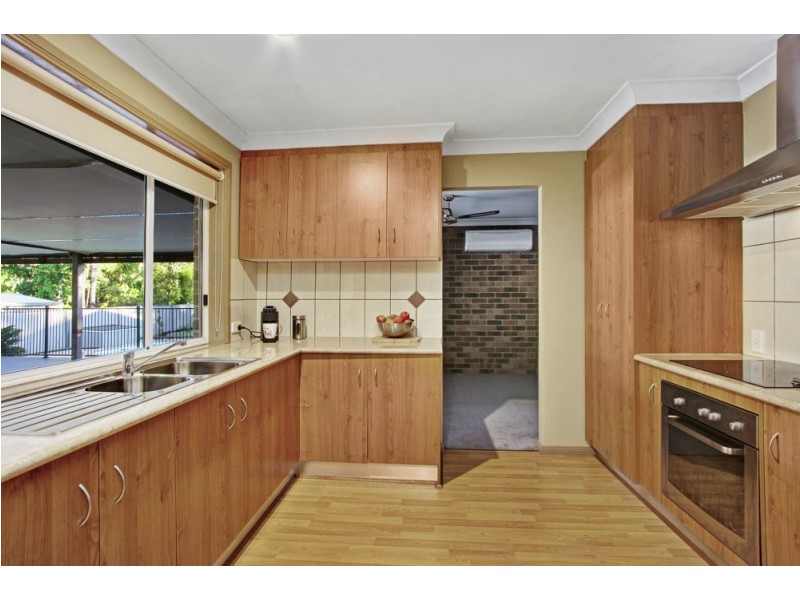 2 Barbara Street, Camira QLD 4300