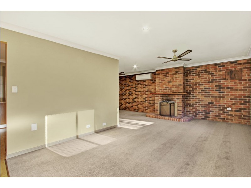 2 Barbara Street, Camira QLD 4300