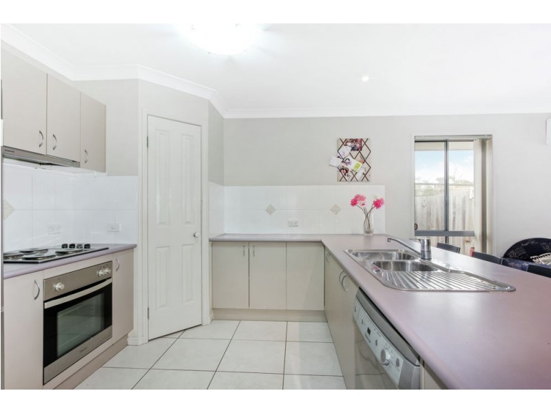 13 Berkeley Circuit, Bellbird Park QLD 4300