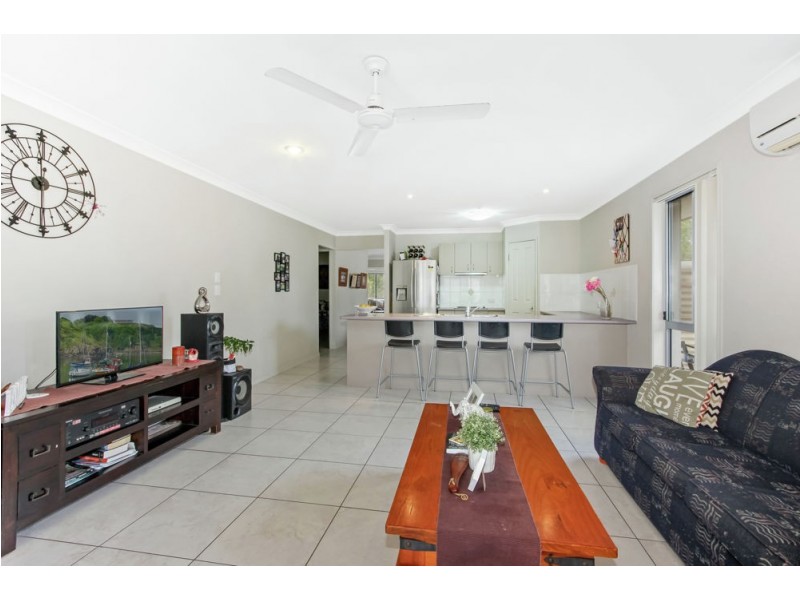 13 Berkeley Circuit, Bellbird Park QLD 4300