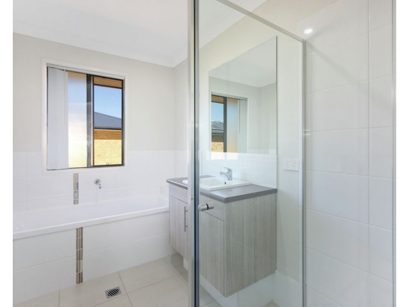 28a Janelle St, Bellbird Park QLD 4300