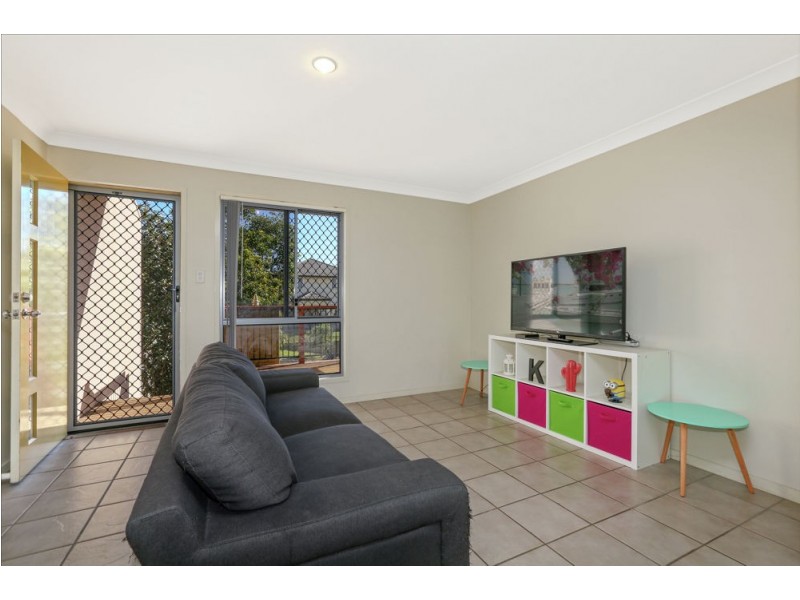 13 Creekside Drive, Springfield Lakes QLD 4300
