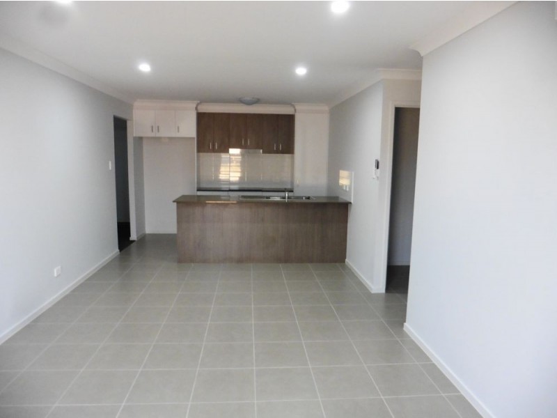 7 Ezra Court, Karalee QLD 4306