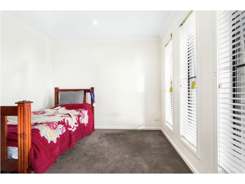 36 Kinglake Avenue, Springfield Lakes QLD 4300