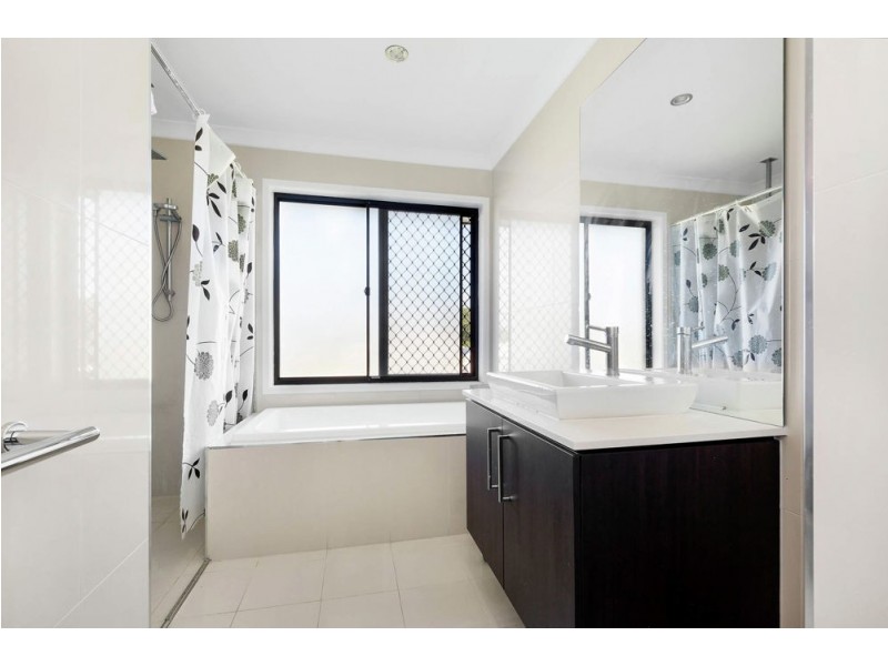 36 Kinglake Avenue, Springfield Lakes QLD 4300