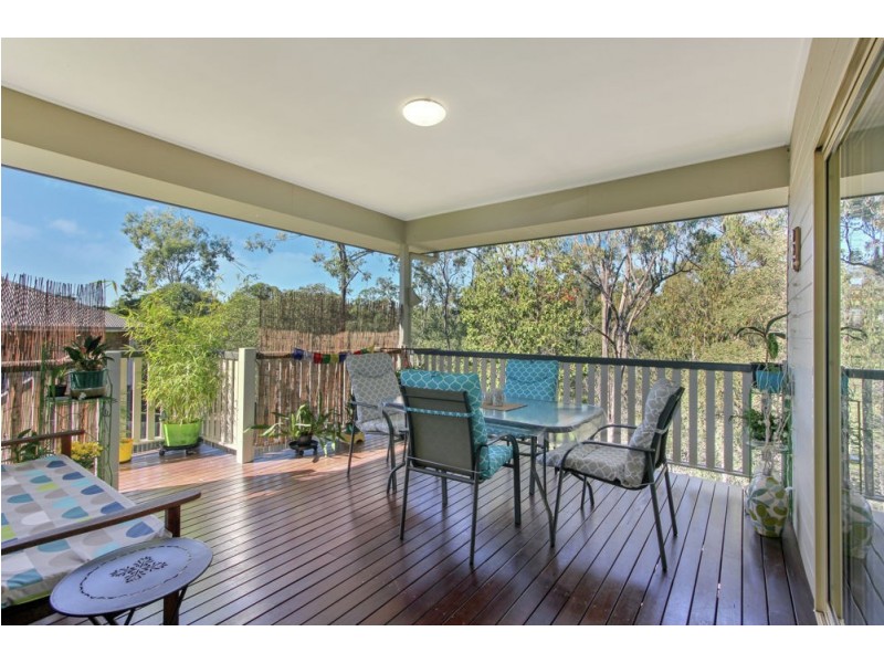 13 Shallow Bay Drive, Springfield Lakes QLD 4300