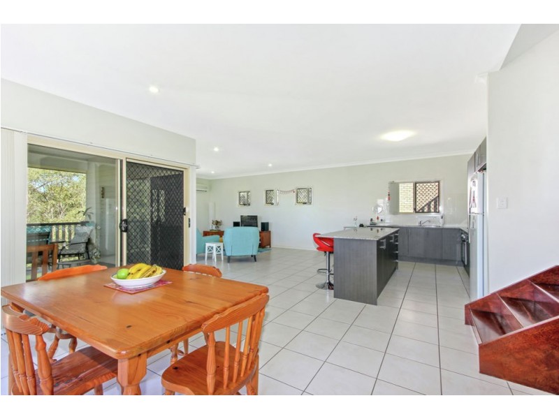 13 Shallow Bay Drive, Springfield Lakes QLD 4300