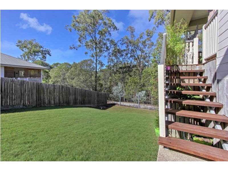 13 Shallow Bay Drive, Springfield Lakes QLD 4300
