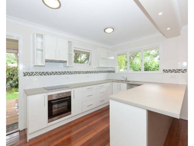 84 Hendren Street, Carina QLD 4152