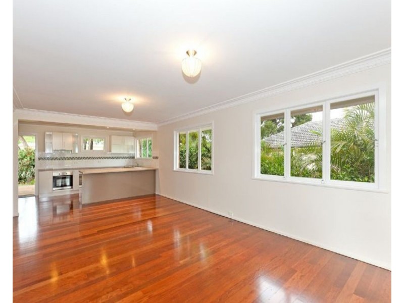 84 Hendren Street, Carina QLD 4152