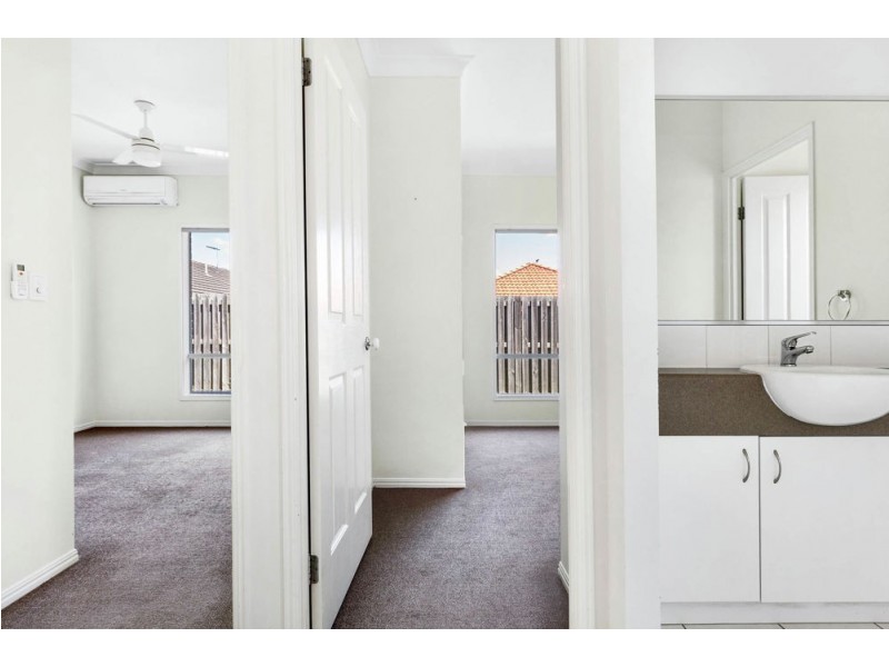 15 Lovely Court, Redbank Plains QLD 4301