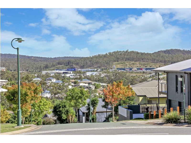 30 Highlands Terrace, Springfield Lakes QLD 4300