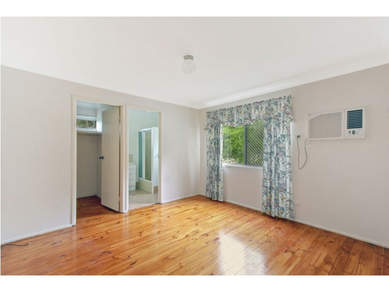 15 Sherwood Crescent, Bellbird Park QLD 4300