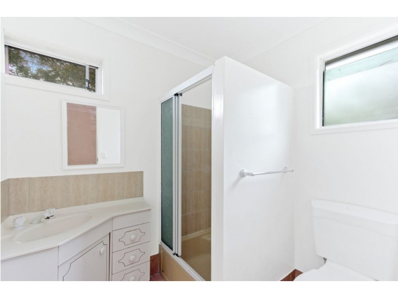 15 Sherwood Crescent, Bellbird Park QLD 4300