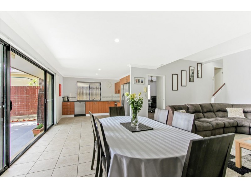 9 Forest Ridge Court, Springfield Lakes QLD 4300