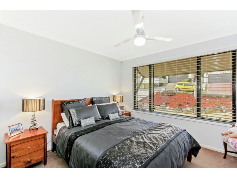 9 Forest Ridge Court, Springfield Lakes QLD 4300