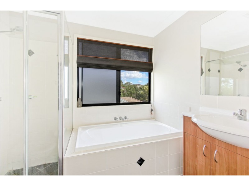 9 Forest Ridge Court, Springfield Lakes QLD 4300
