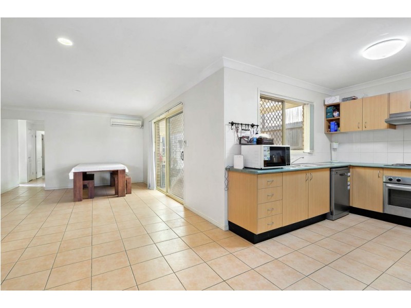 8 Moselle Street, Springfield QLD 4300