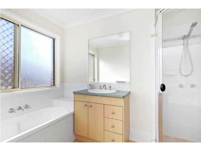 8 Moselle Street, Springfield QLD 4300