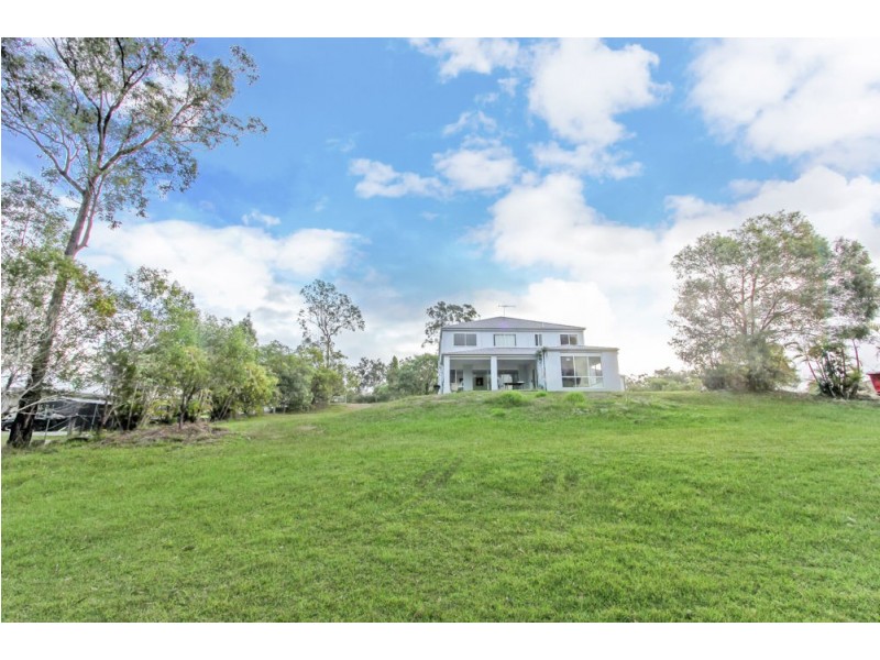 394 – 396 Spring Mountain Drive, Greenbank QLD 4124