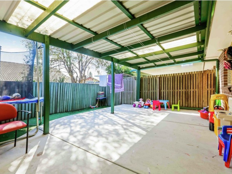 6/3 Spalding Cres, Goodna QLD 4300