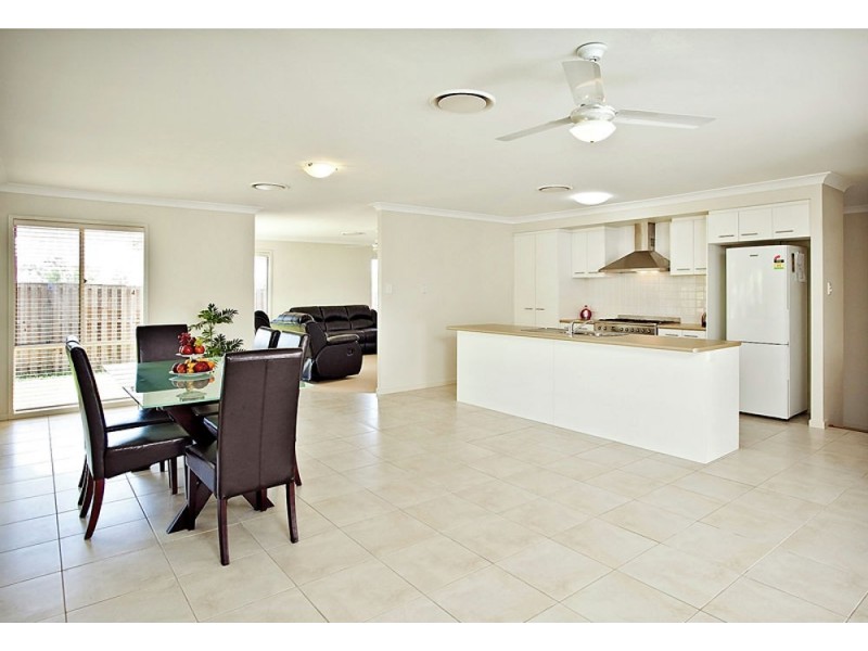 17 Pelagian Street, Augustine Heights QLD 4300