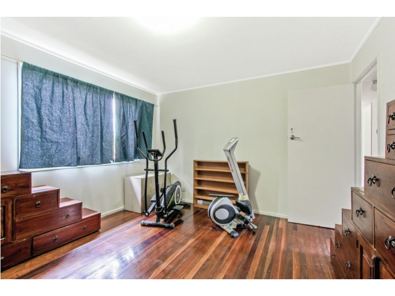 8 Cramp Street, Goodna QLD 4300