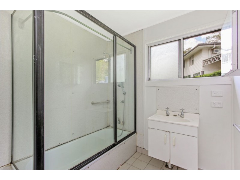8 Cramp Street, Goodna QLD 4300