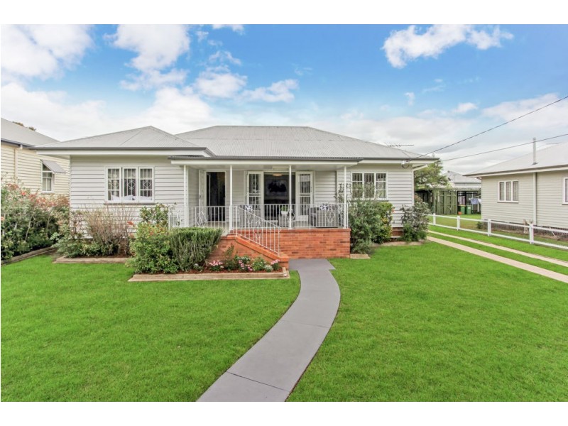 12 Booval Street, Booval QLD 4304