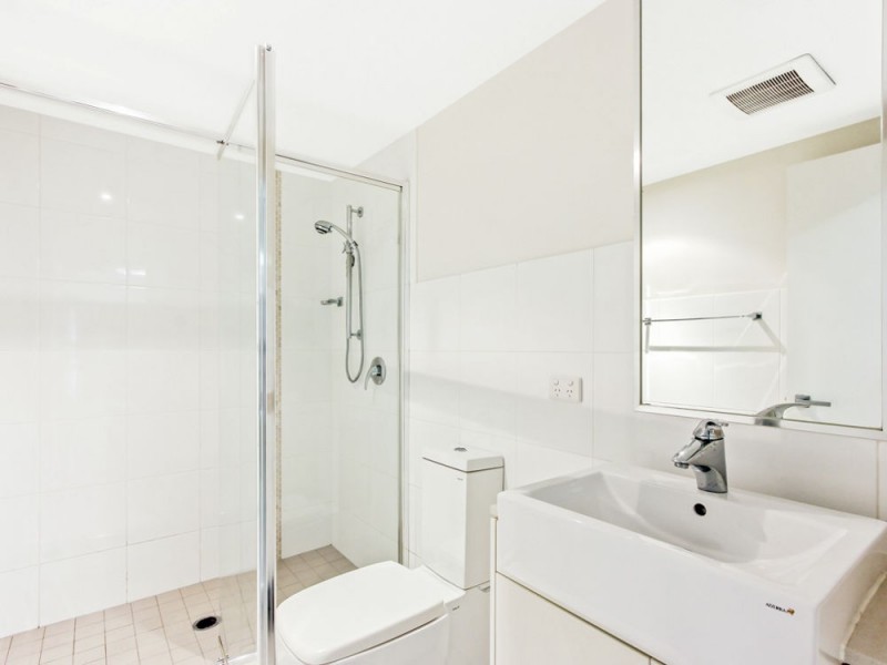 1208b/1 West St, Woodend QLD 4305