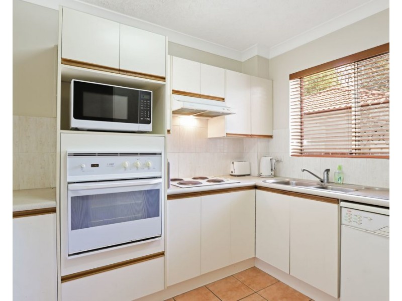 4/15 Lima Street, Auchenflower QLD 4066