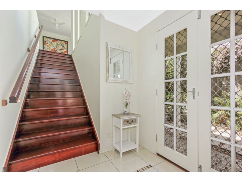 5 Waterside Drive, Springfield Lakes QLD 4300