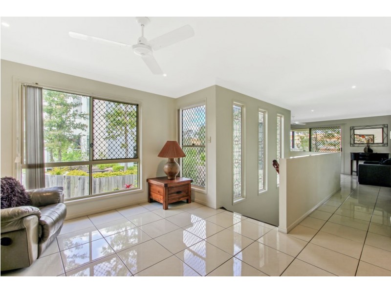 5 Waterside Drive, Springfield Lakes QLD 4300