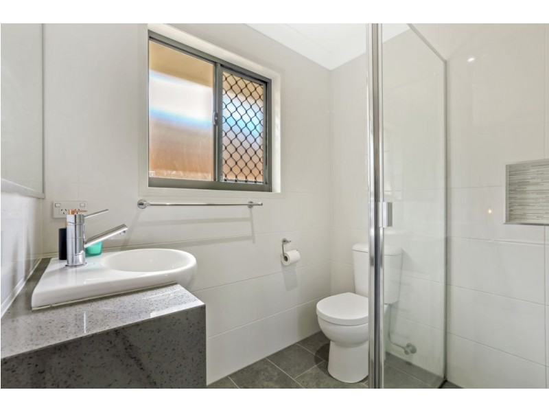 30 Rosemary Street, Deebing Heights QLD 4306