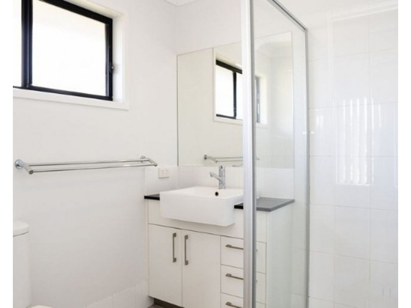 35 Basil Street, Springfield Lakes QLD 4300