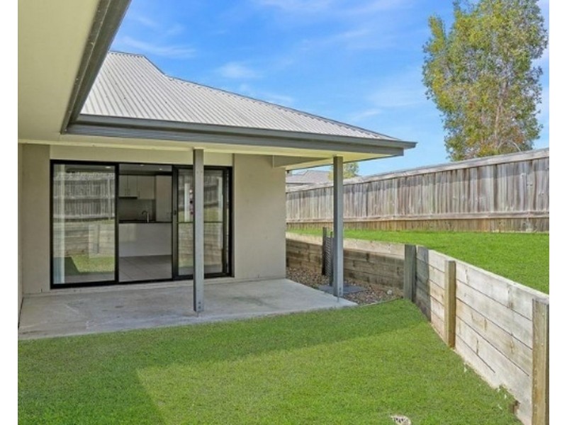 35 Basil Street, Springfield Lakes QLD 4300