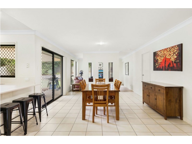 9 Wanderer Crescent, Springfield Lakes QLD 4300