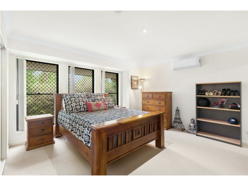 9 Wanderer Crescent, Springfield Lakes QLD 4300